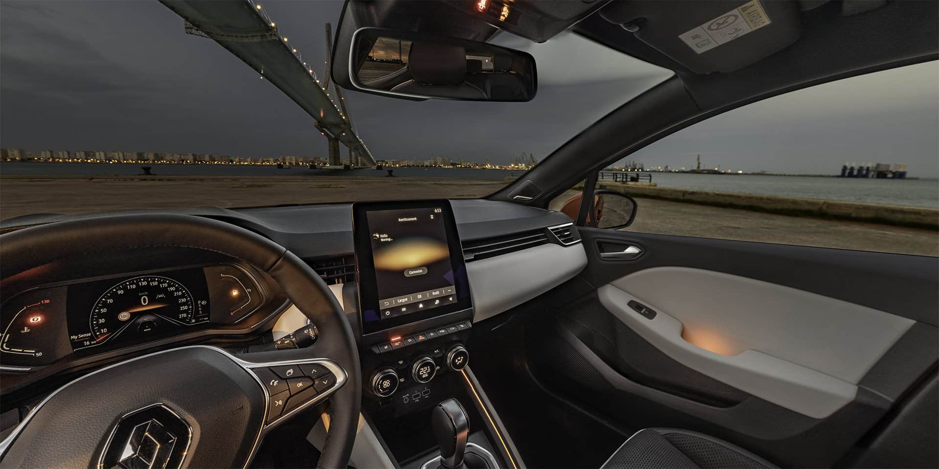 Intérieur de la Renault Clio V en vue 360° depuis la visite virtuelle officielle