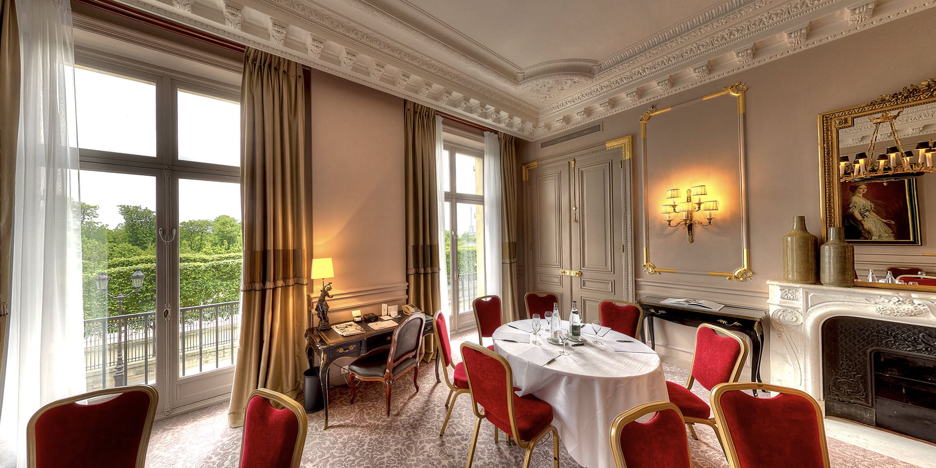 Suite 1056 à l’hôtel The Westin Paris – Vendôme, chambre haut de gamme visible en visite virtuelle immersive